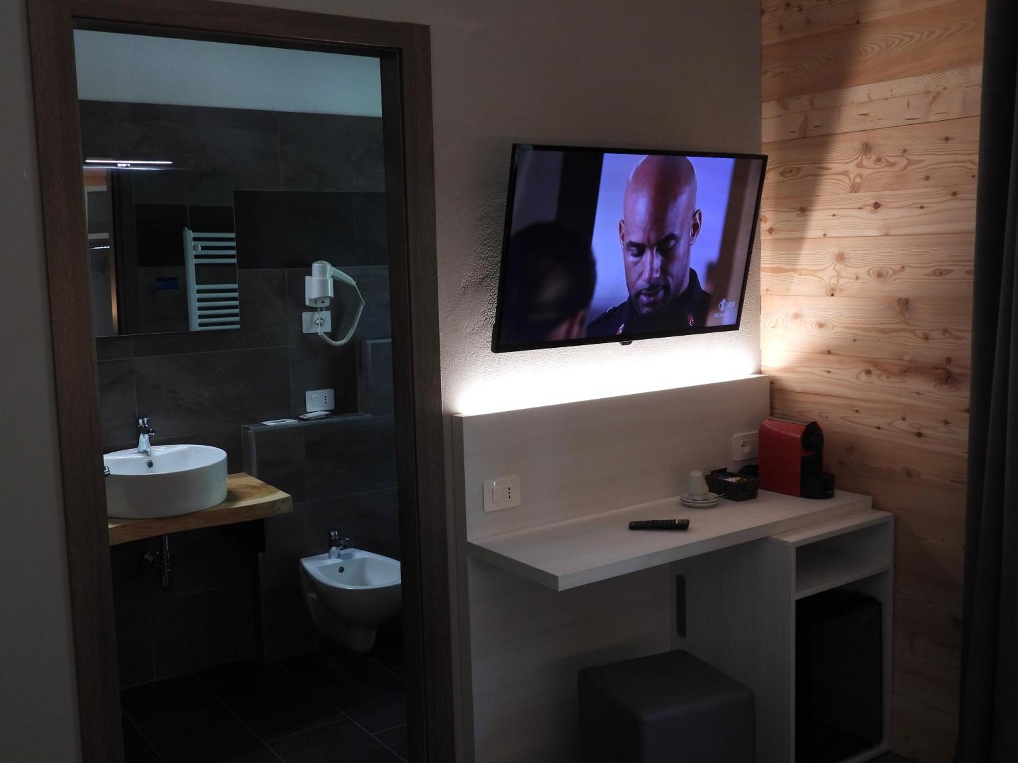 Albergo Rusen بورنو المظهر الخارجي الصورة
